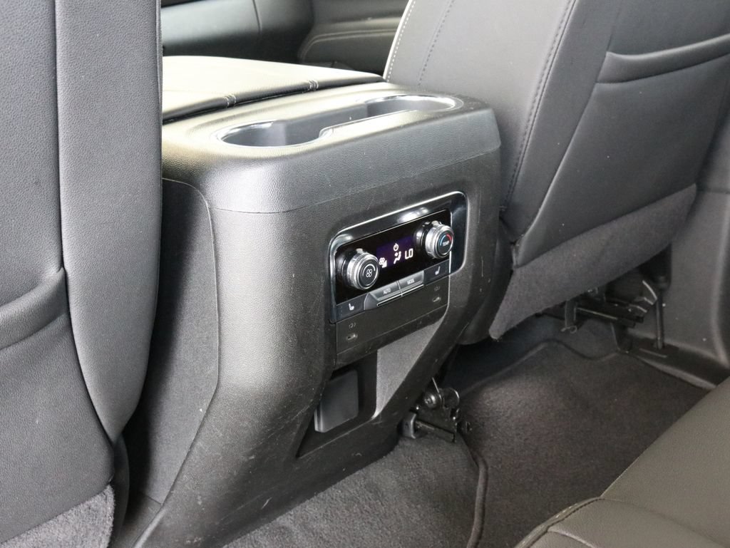 Used 2025 GMC Yukon XL Elevation AWD/4WD image 31