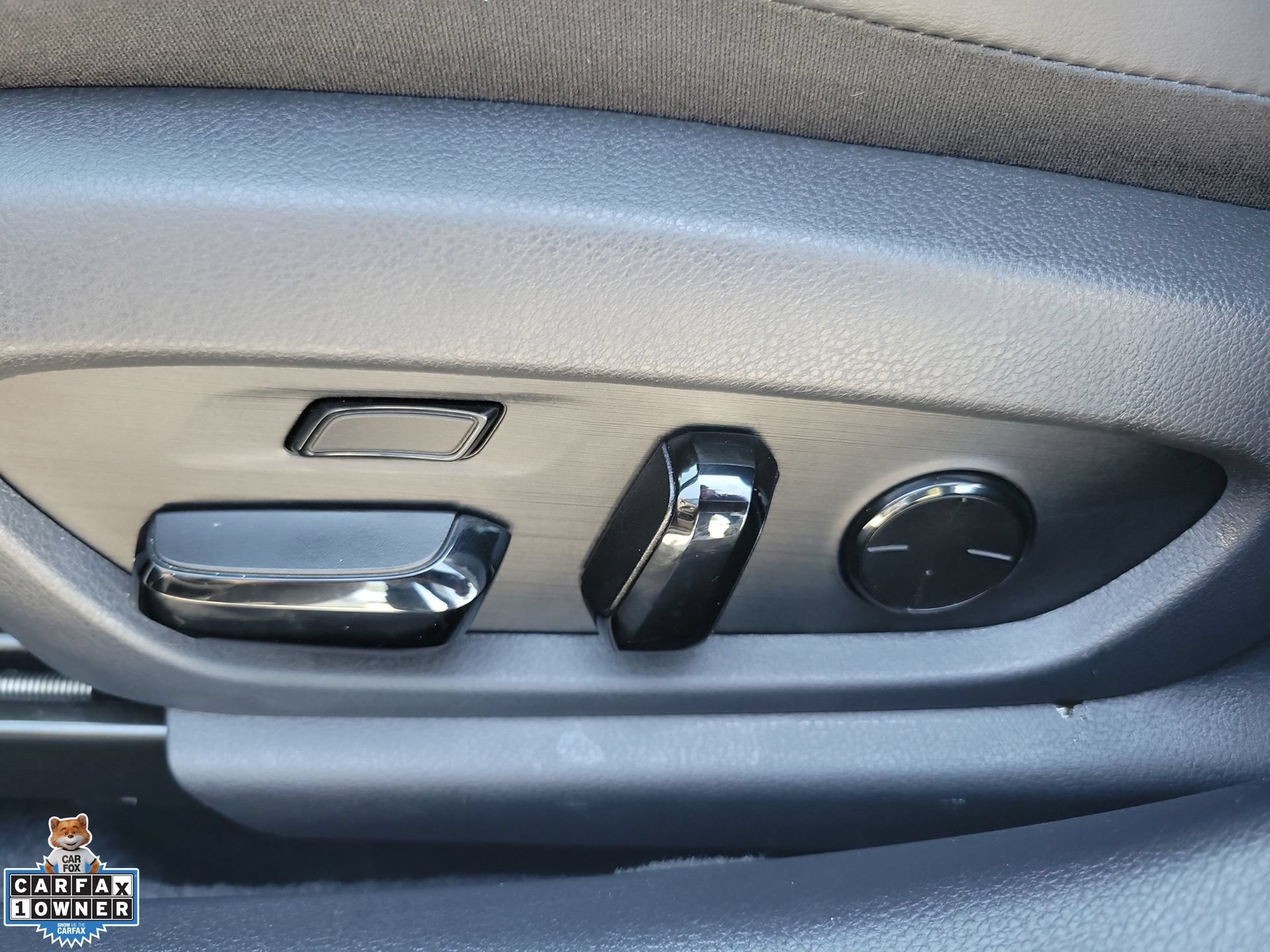 Used 2025 Lexus ES 300h w/ Technology Package FWD image 15