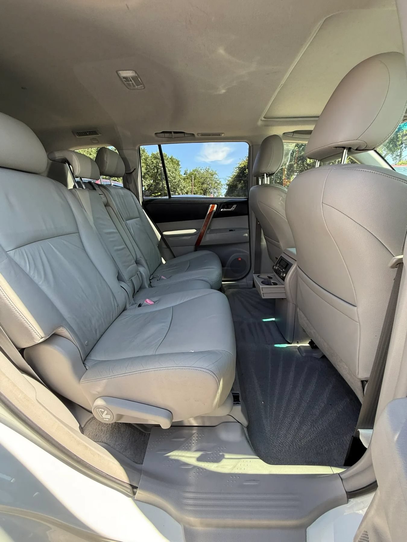 Used 2009 Toyota Highlander Limited FWD image 18
