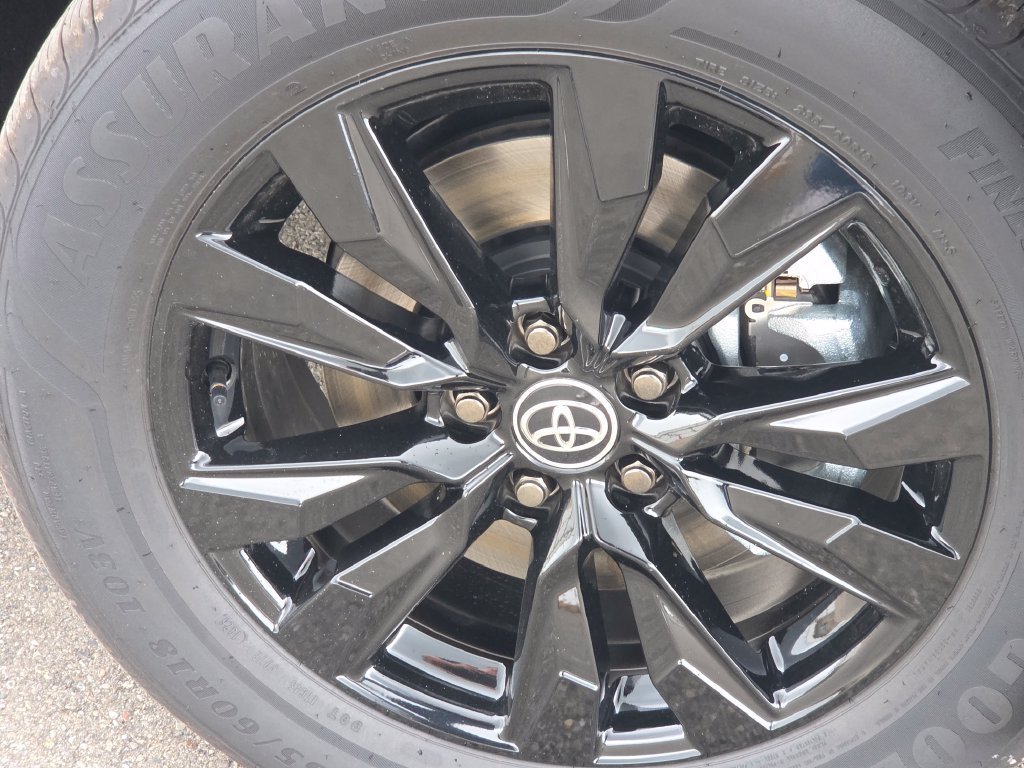 New 2026 Toyota RAV4 SE w/ Convenience Package AWD/4WD image 18
