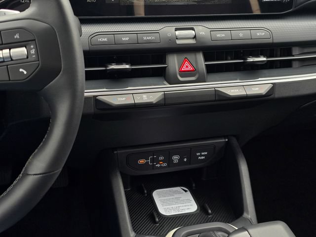 New 2026 Kia K4 GT-Line w/ GT-Line Premium Package FWD image 24