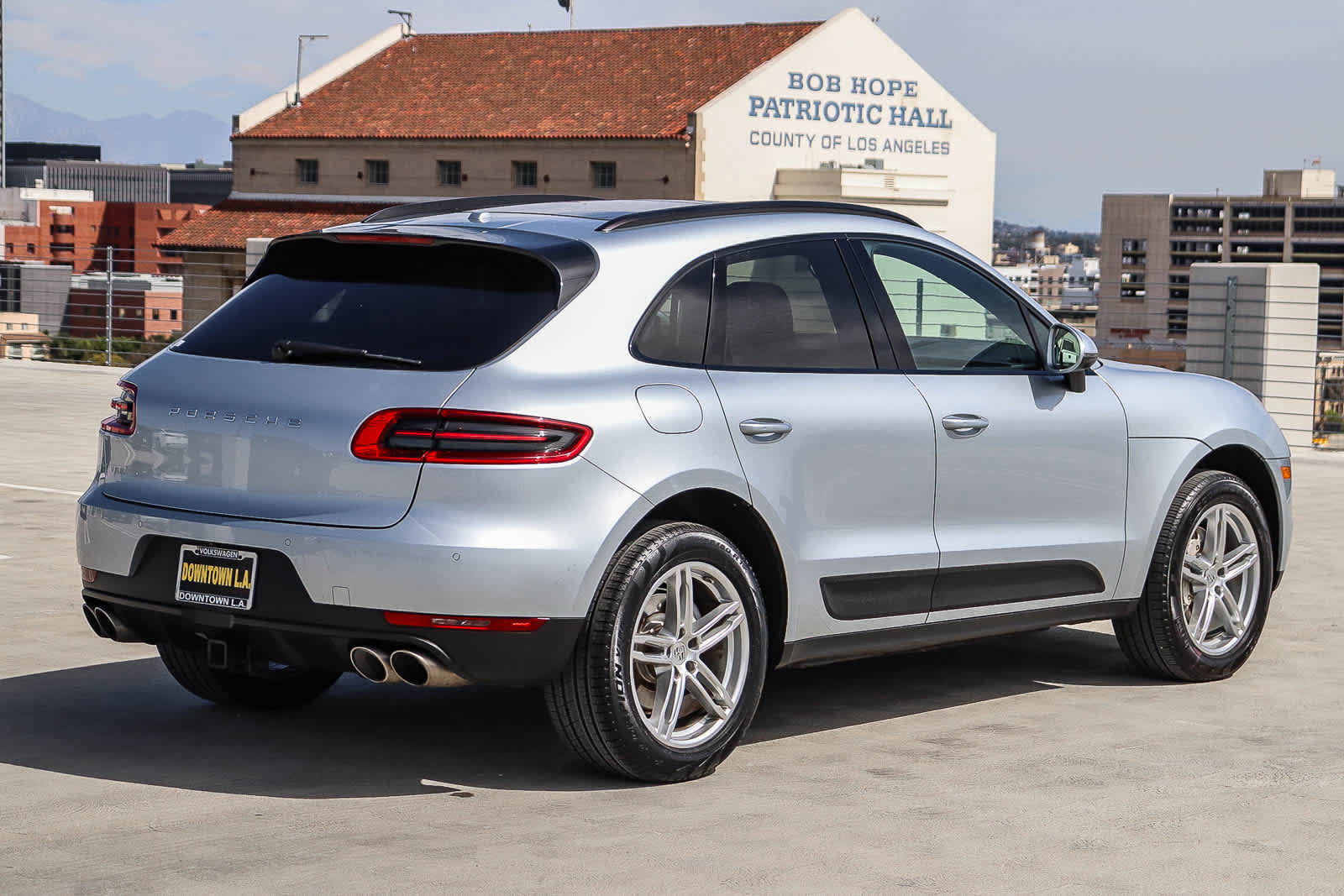 Used 2017 Porsche Macan S image 4