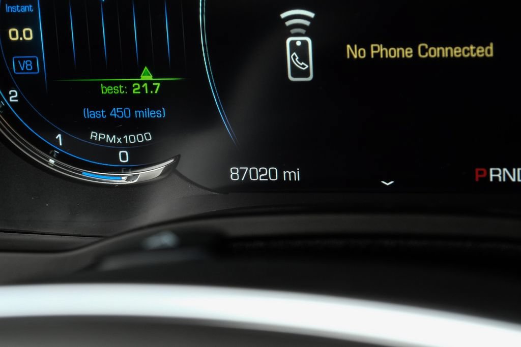 Used 2019 Cadillac Escalade ESV Premium Luxury RWD image 17