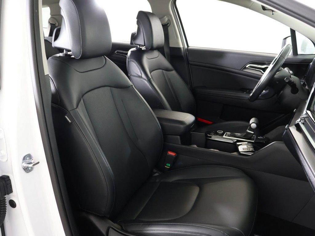 Used 2023 Kia Sportage EX image 31