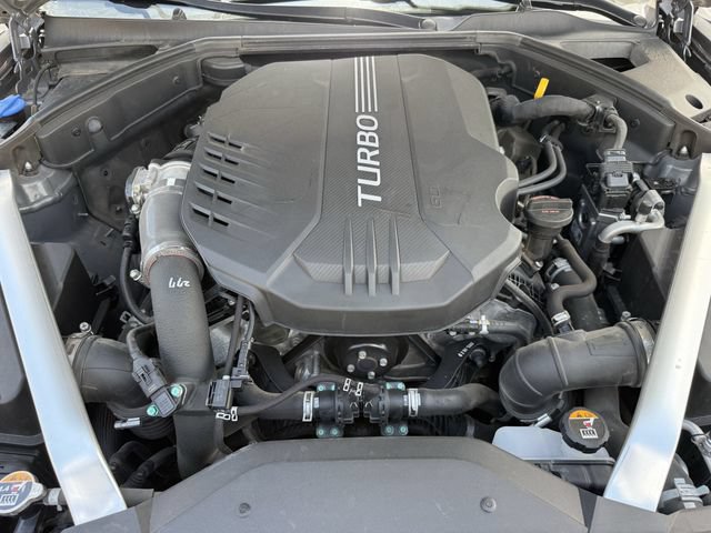Used 2022 Genesis G70 3.3T RWD image 32