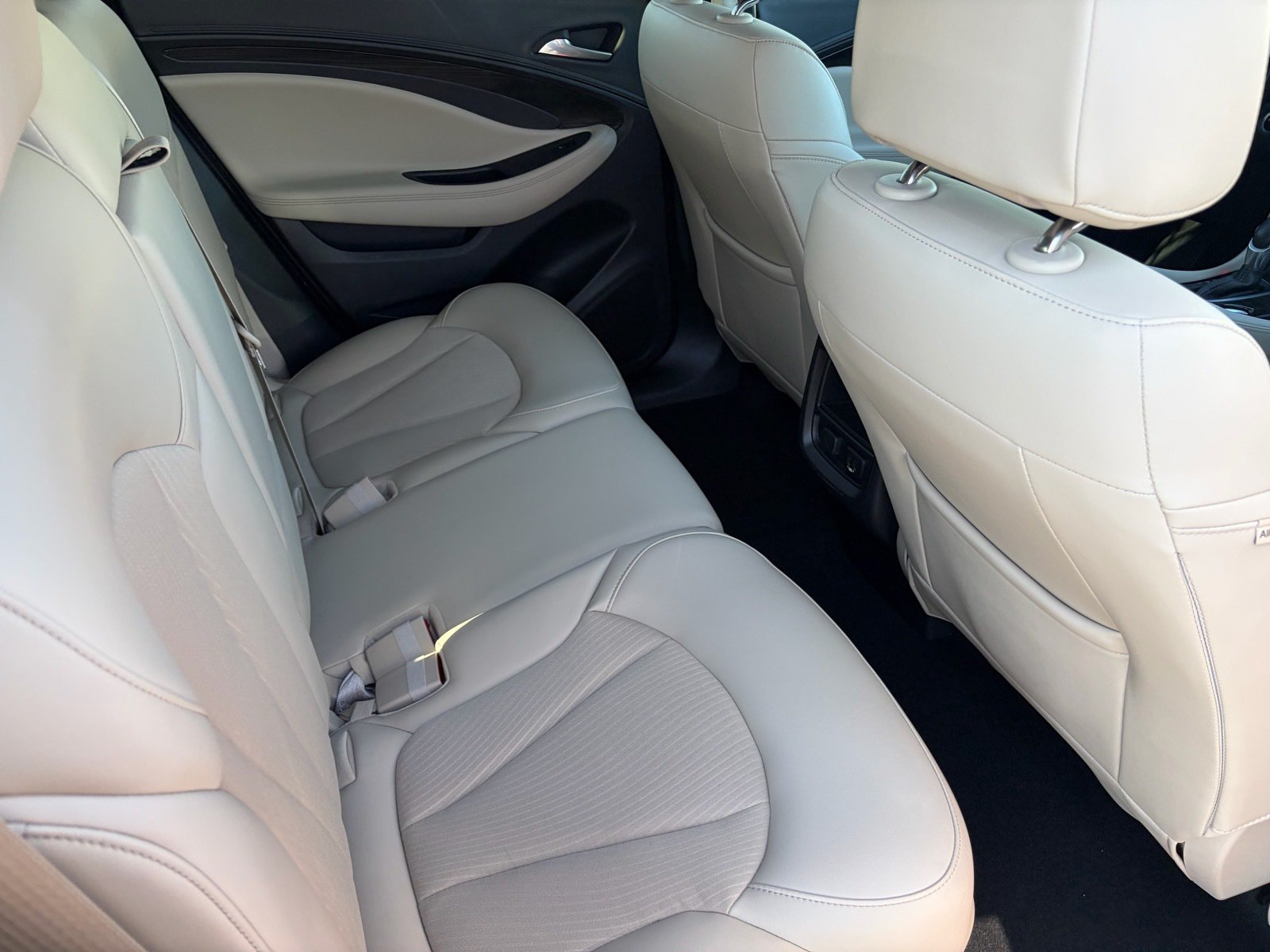 Used 2020 Buick Envision Preferred FWD image 30