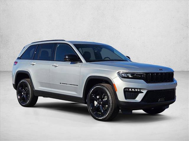 New 2025 Jeep Grand Cherokee Limited w/ Black Appearance Package RWD image 7
