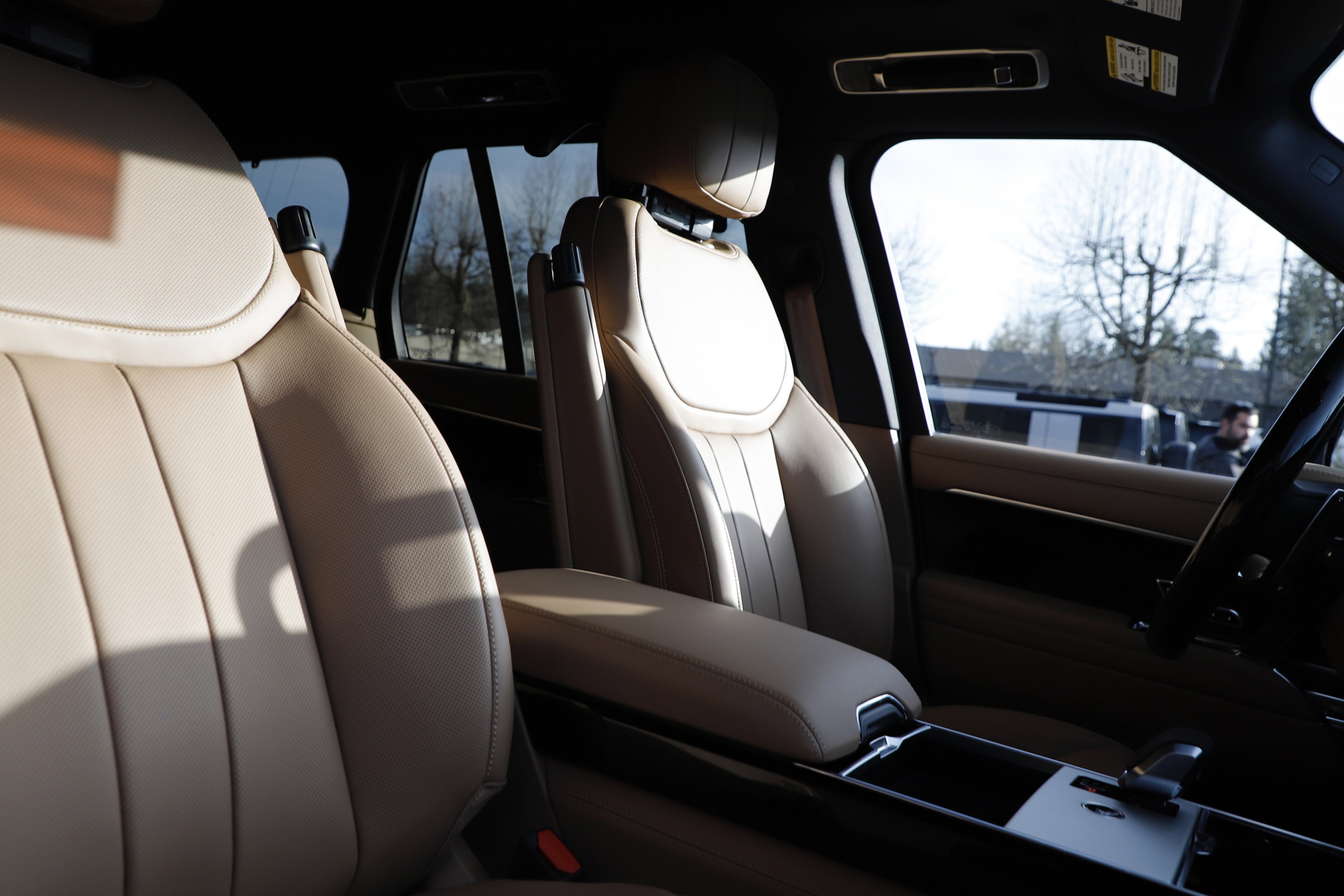 New 2026 Land Rover Range Rover SE AWD/4WD image 10