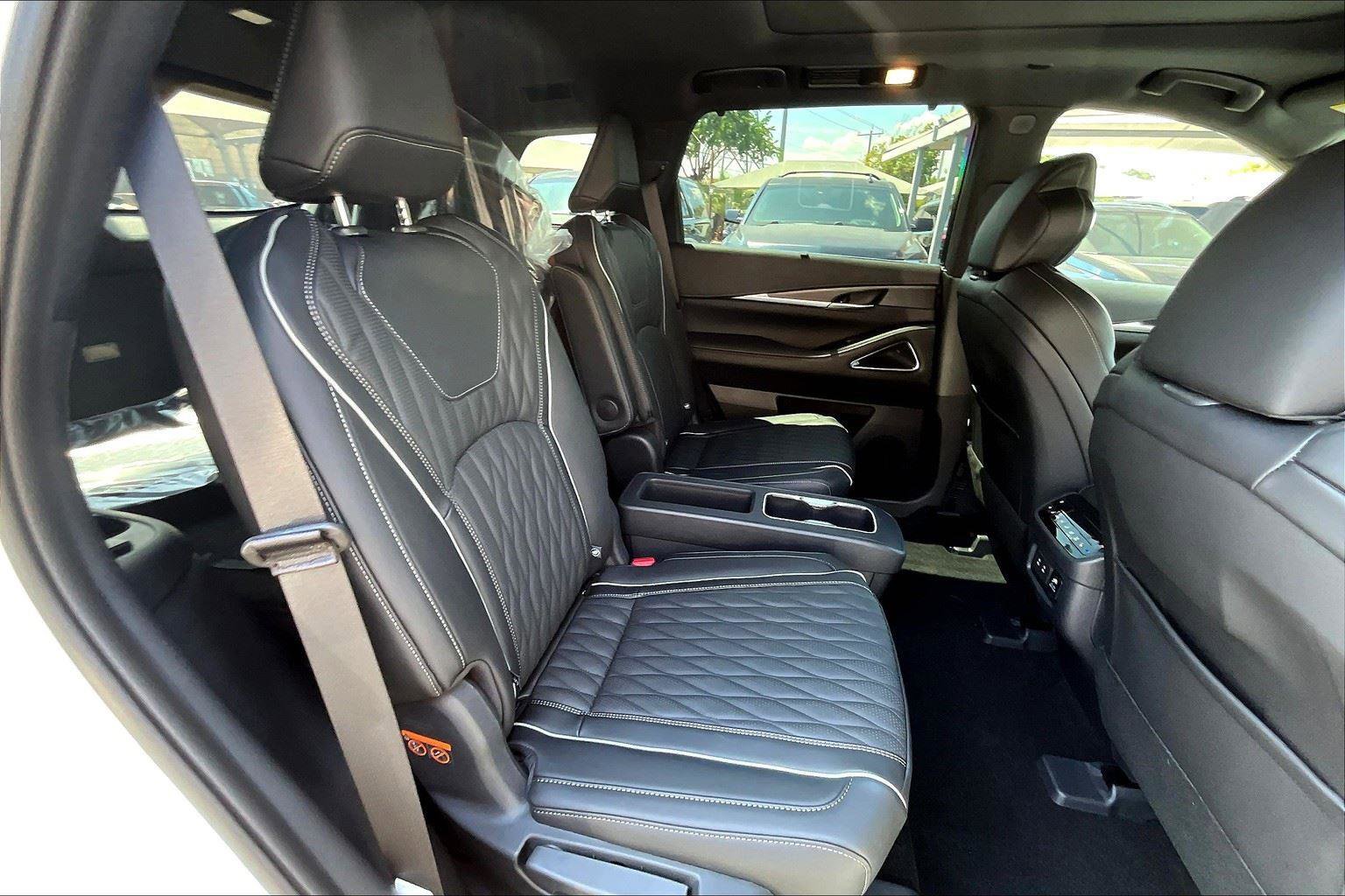 New 2026 INFINITI QX60 Autograph image 21