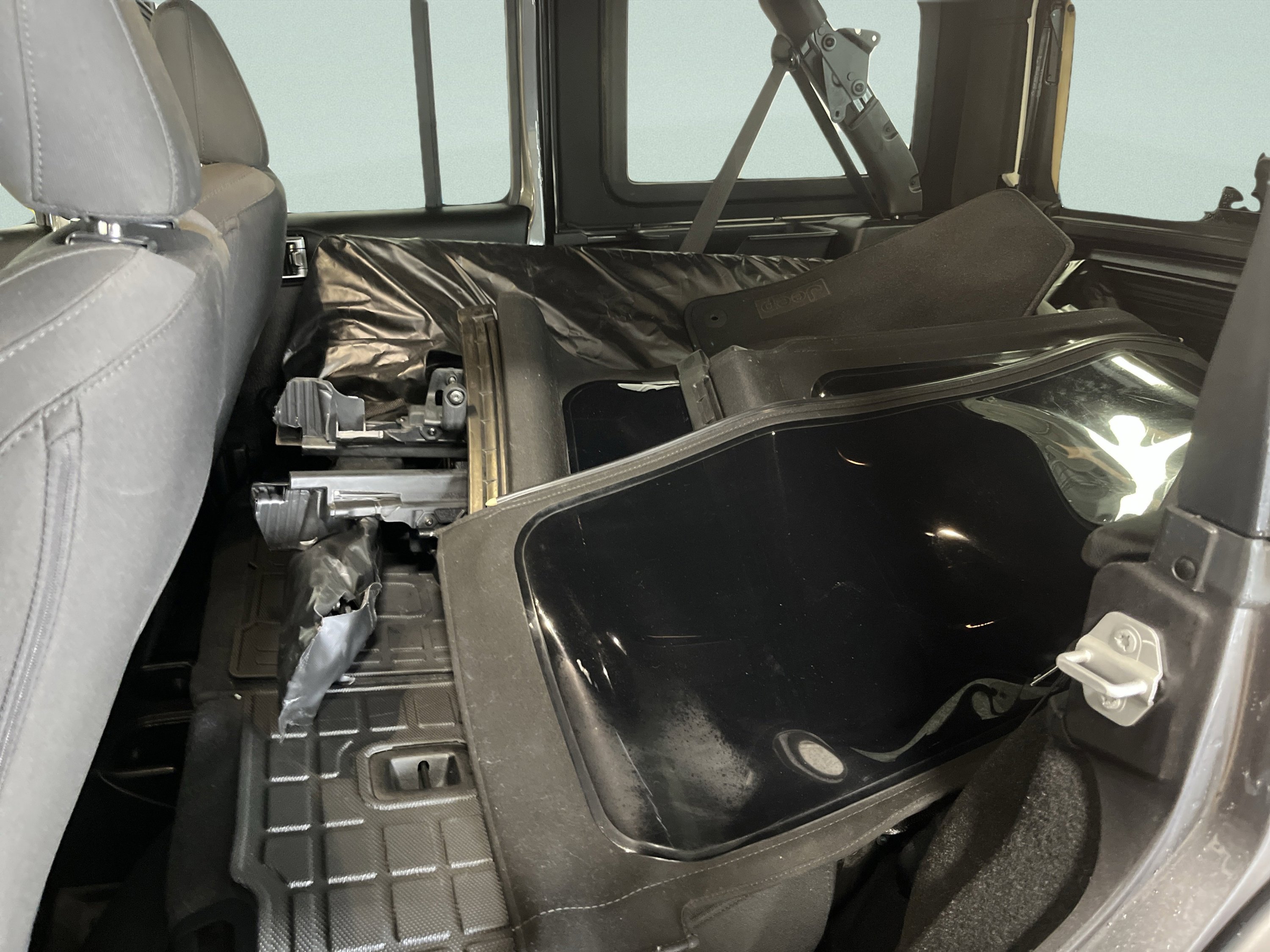 Used 2022 Jeep Wrangler Unlimited Sport image 30