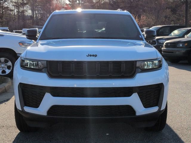 New 2026 Jeep Grand Cherokee Altitude RWD image 8