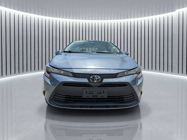 Used 2025 Toyota Corolla LE FWD image 9