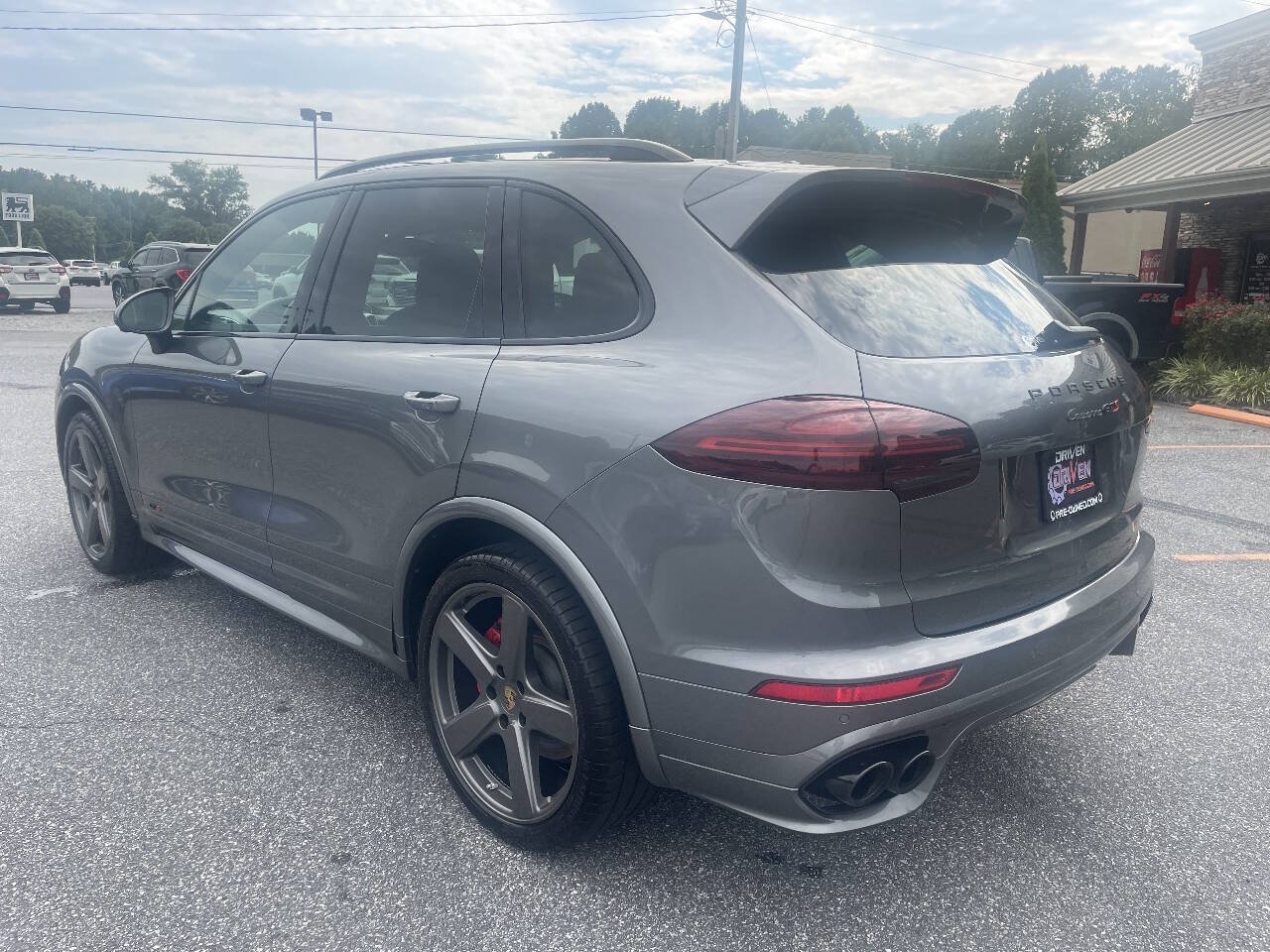 Used 2016 Porsche Cayenne GTS AWD/4WD image 12
