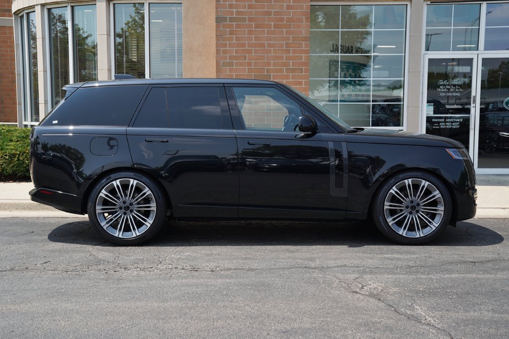 New 2026 Land Rover Range Rover SE AWD/4WD image 7