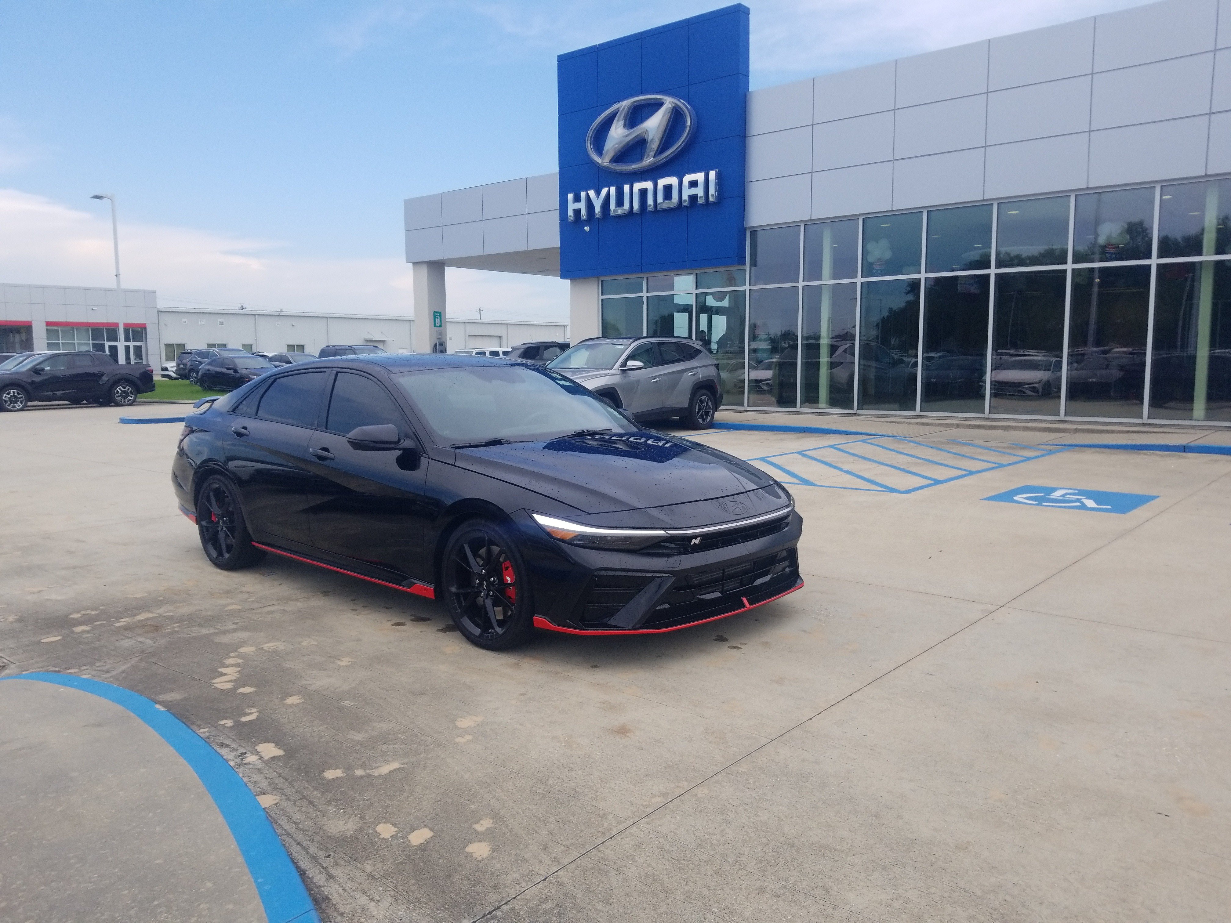 Used 2025 Hyundai Elantra N FWD image 1
