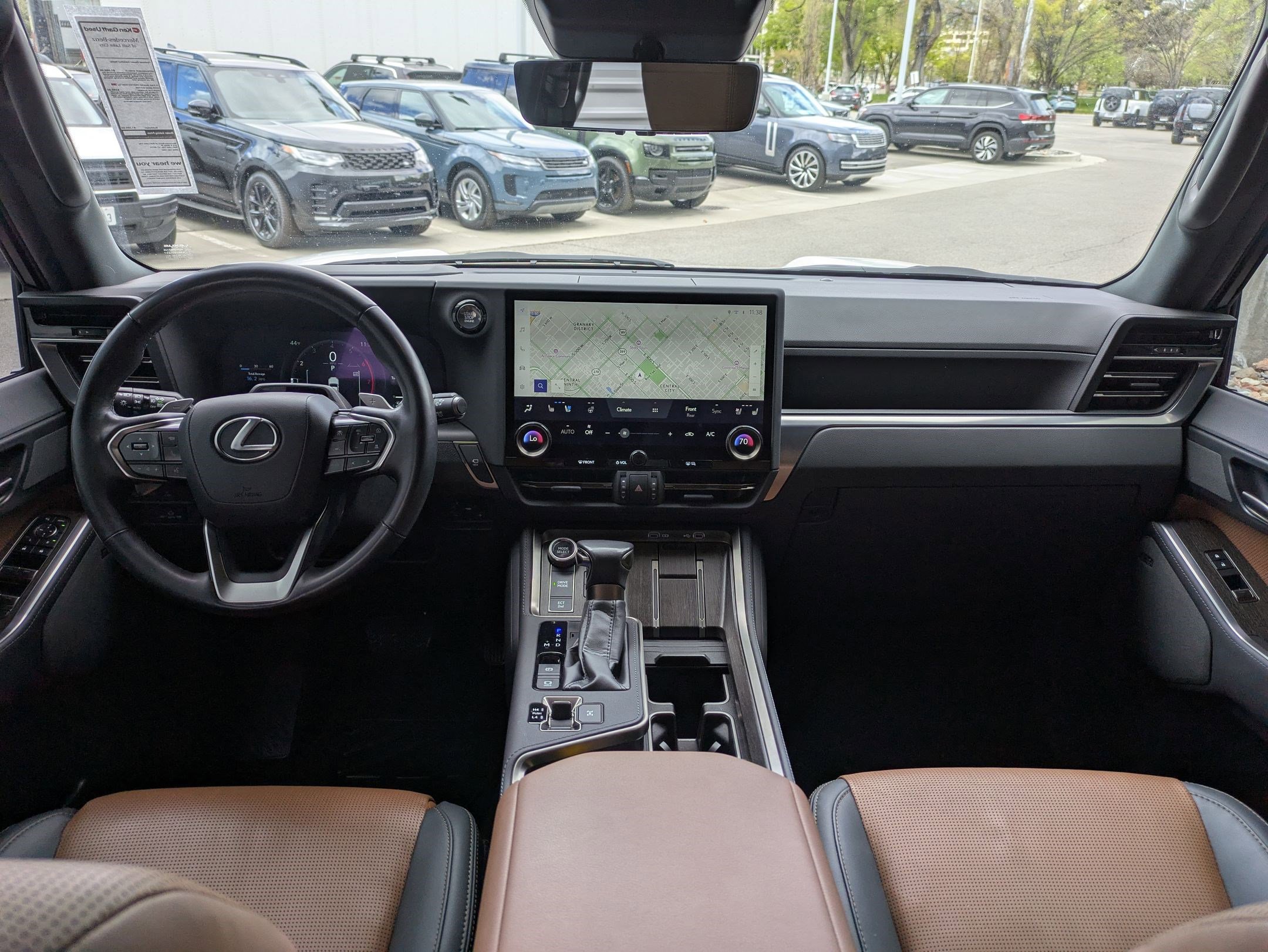 Used 2024 Lexus GX 550 w/ Accessory Package (Z1) image 26