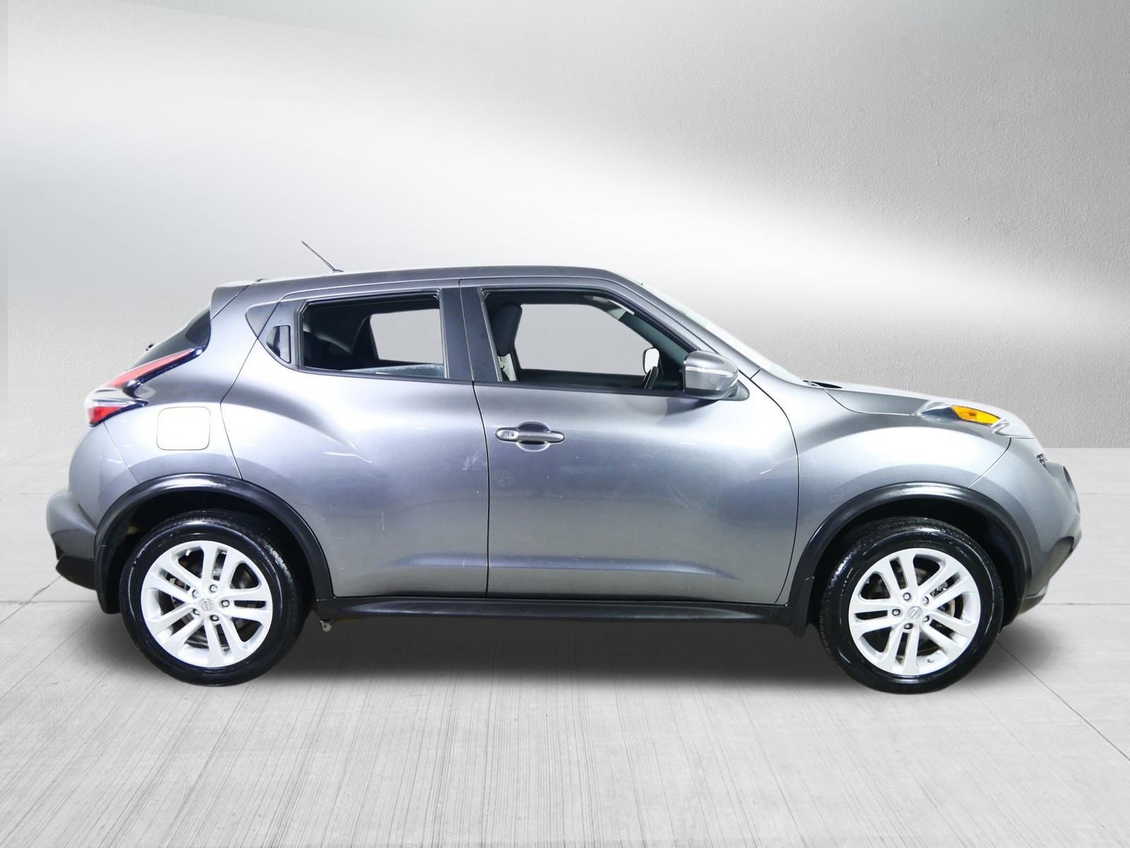 Used 2015 Nissan Juke S image 8