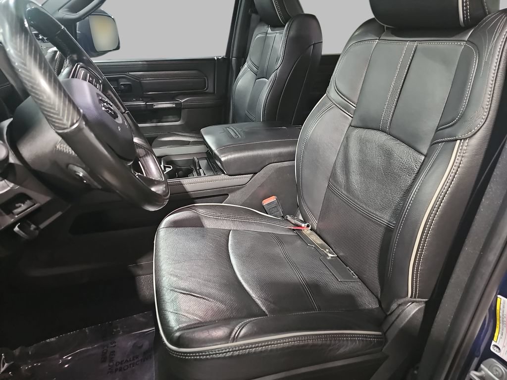 Used 2022 RAM 2500 Limited w/ Night Edition AWD/4WD image 18