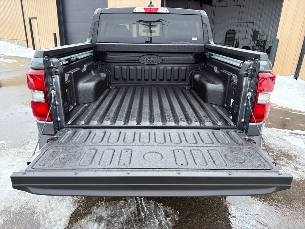 New 2026 Ford Maverick Lariat w/ Black Appearance Package AWD/4WD image 35