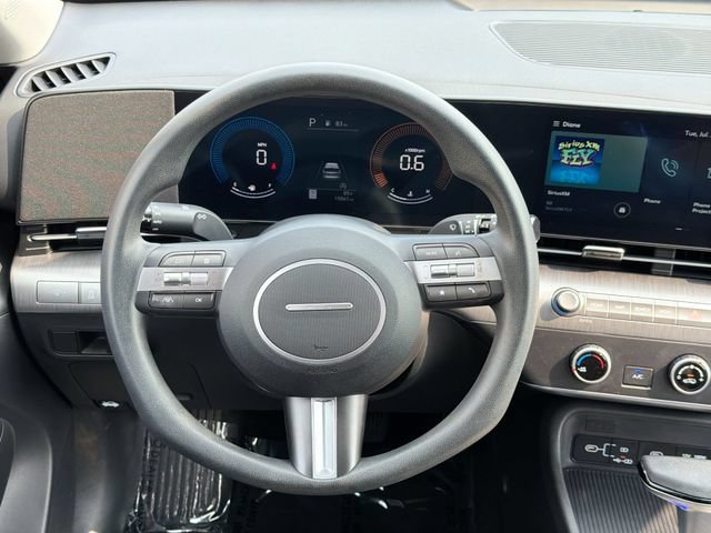 Used 2024 Hyundai Kona SE AWD/4WD image 13