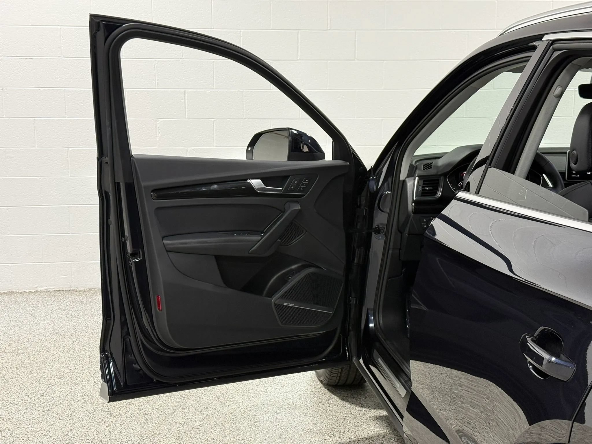 Used 2019 Audi Q5 2.0T Premium Plus AWD/4WD image 11