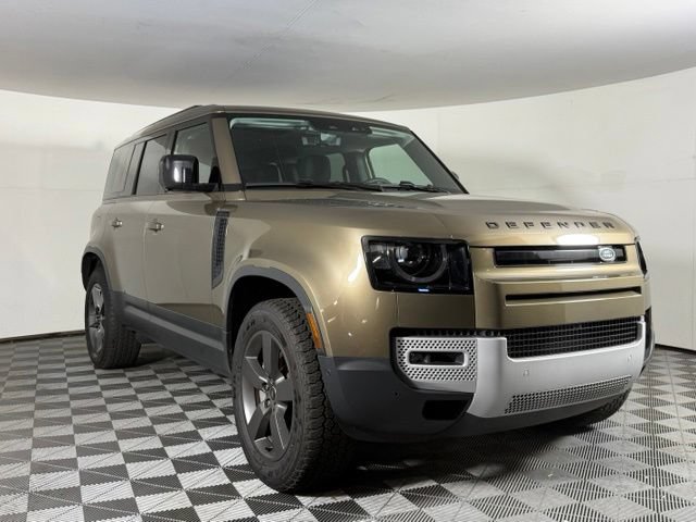 Certified 2025 Land Rover Defender 110 S AWD/4WD image 10