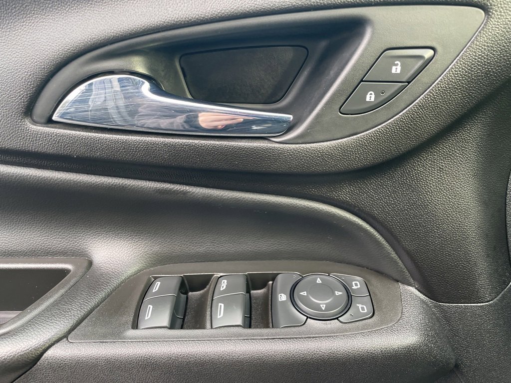 Used 2020 Chevrolet Equinox LT image 22