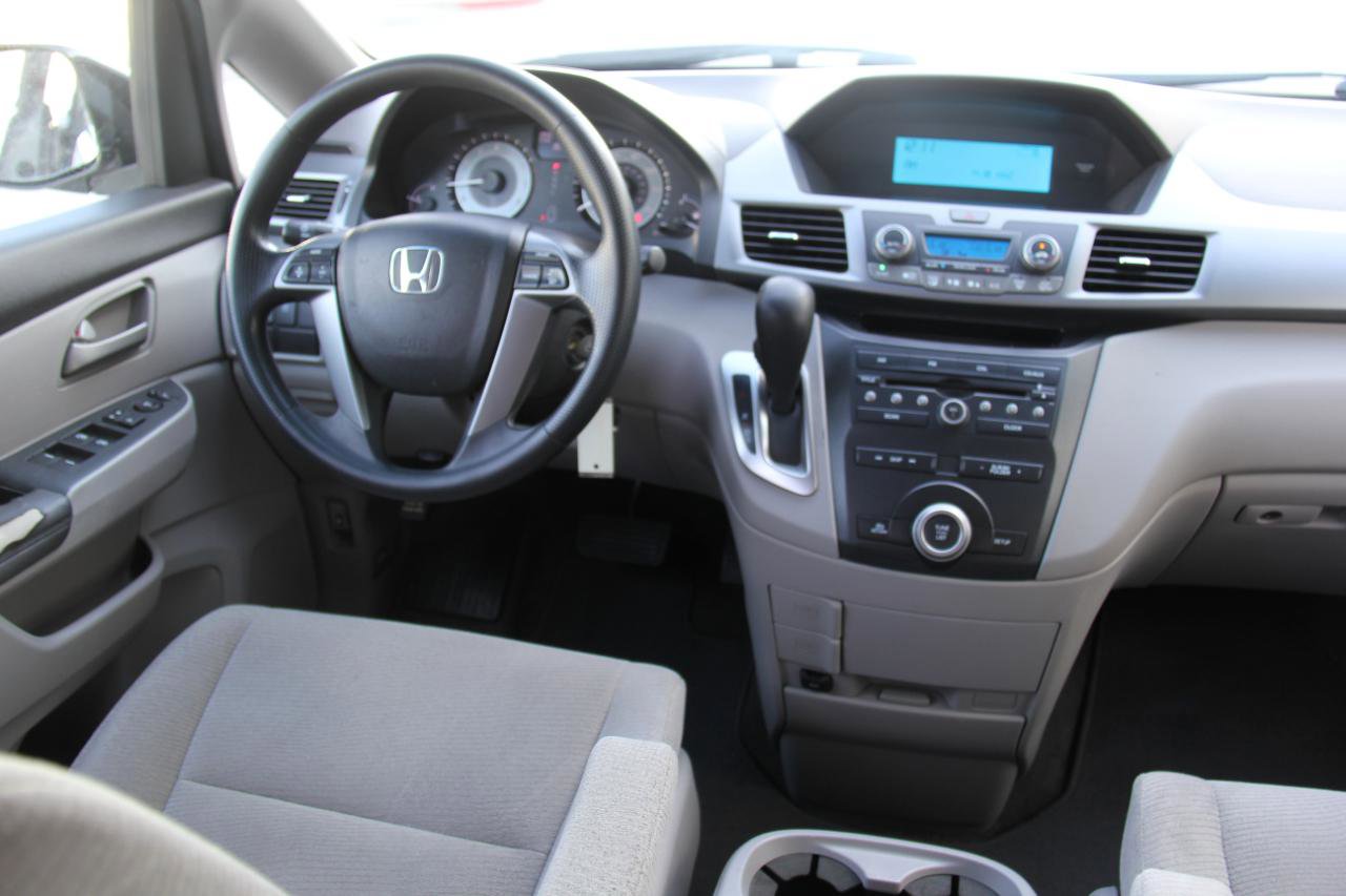 Used 2011 Honda Odyssey EX image 9