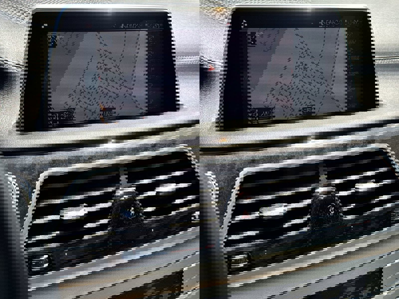 Used 2022 BMW 740i w/ Premium Package image 24