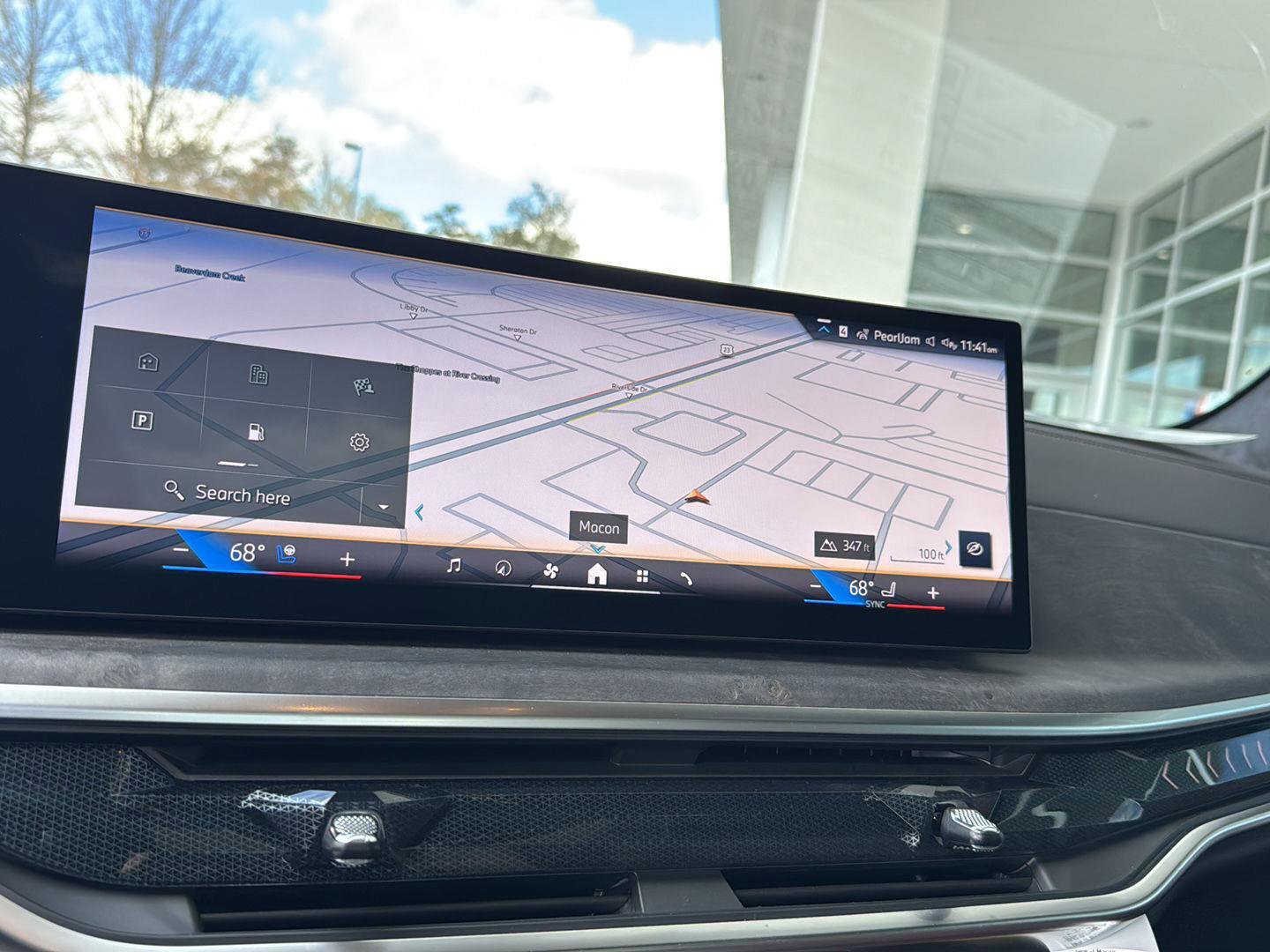 New 2026 BMW X5 xDrive40i w/ M Sport Package image 24