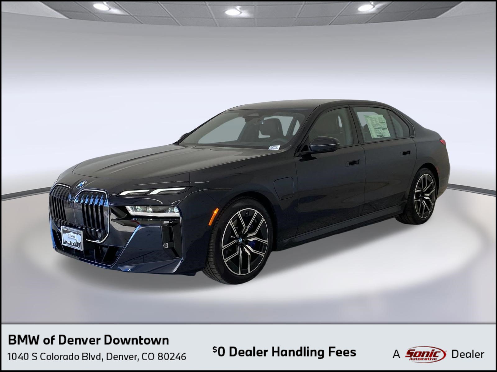 Used 2026 BMW 750e xDrive w/ Premium Package AWD/4WD image 1