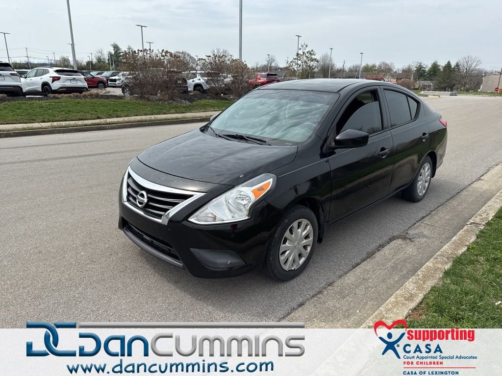 Used 2017 Nissan Versa S image 1
