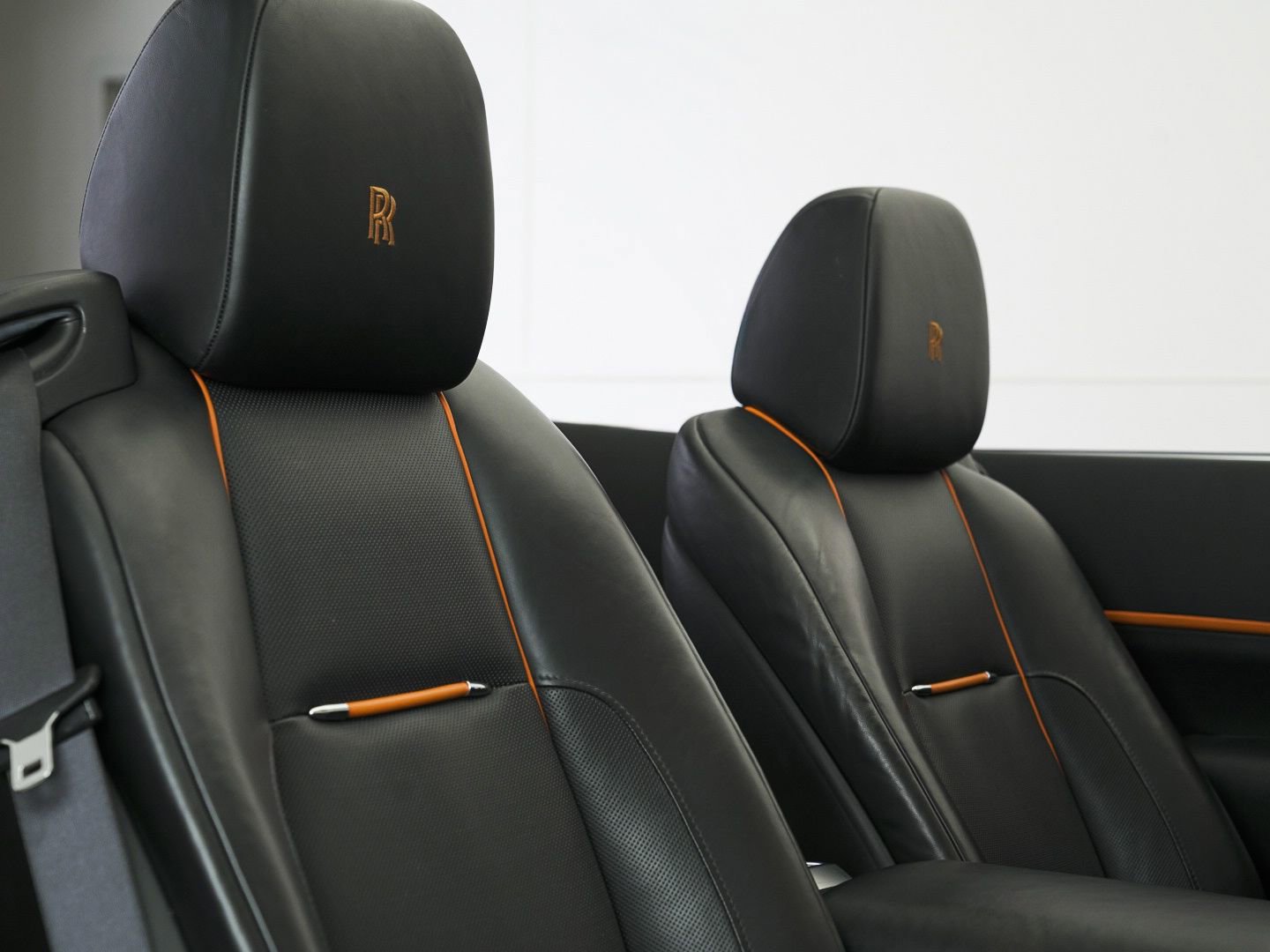 Used 2020 Rolls-Royce Dawn image 62