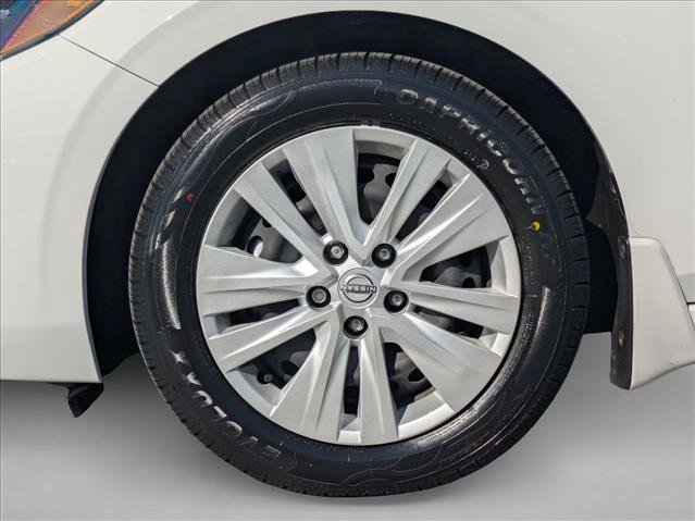 Used 2024 Nissan Sentra S image 22