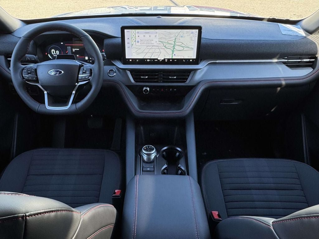 New 2026 Ford Explorer ST-Line w/ ST-Line Street Pack AWD/4WD image 2