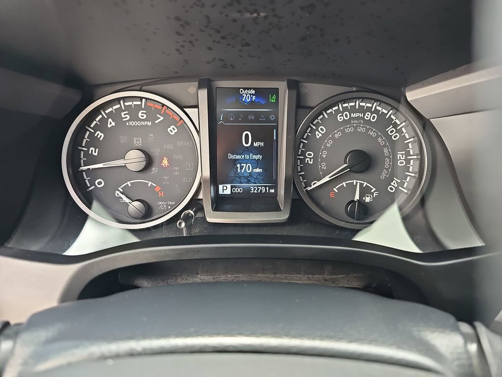 Used 2023 Toyota Tacoma TRD Off-Road w/ TRD Premium Off Road Package AWD/4WD image 10