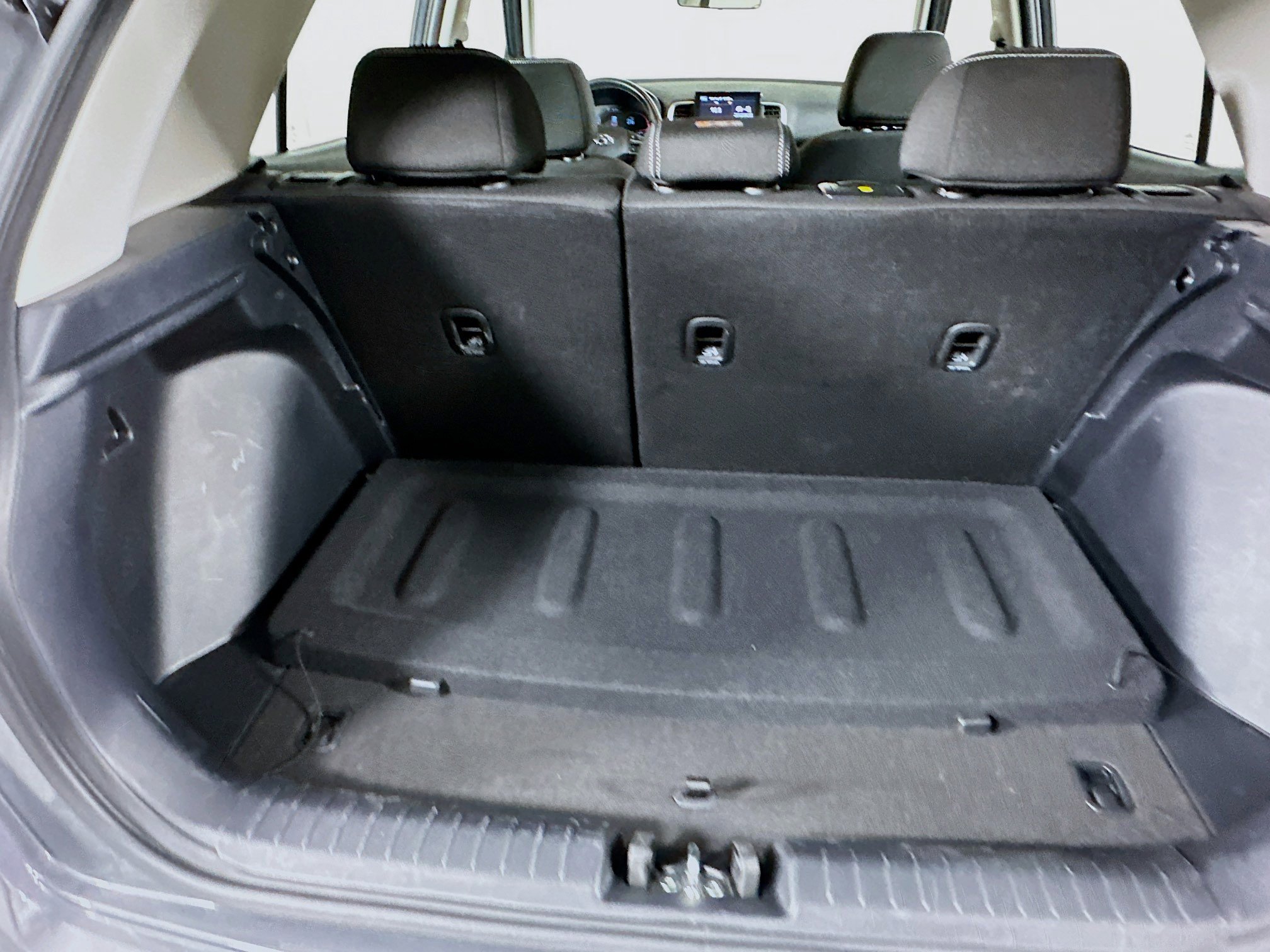 Used 2024 Hyundai Venue SEL image 28