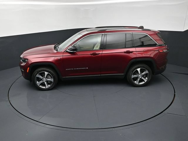 Used 2024 Jeep Grand Cherokee Limited 4xe w/ Luxury Tech Group II AWD/4WD image 15