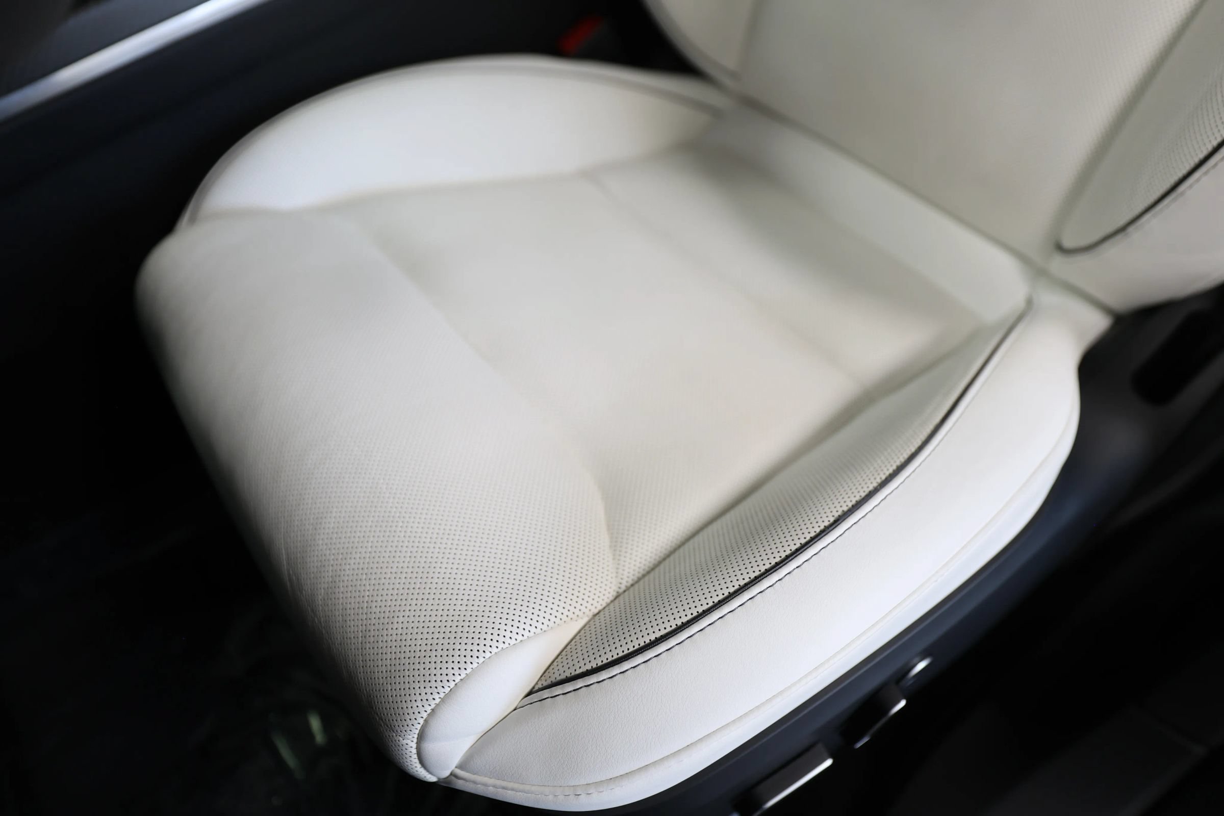 Used 2022 Tesla Model X Plaid AWD/4WD image 28
