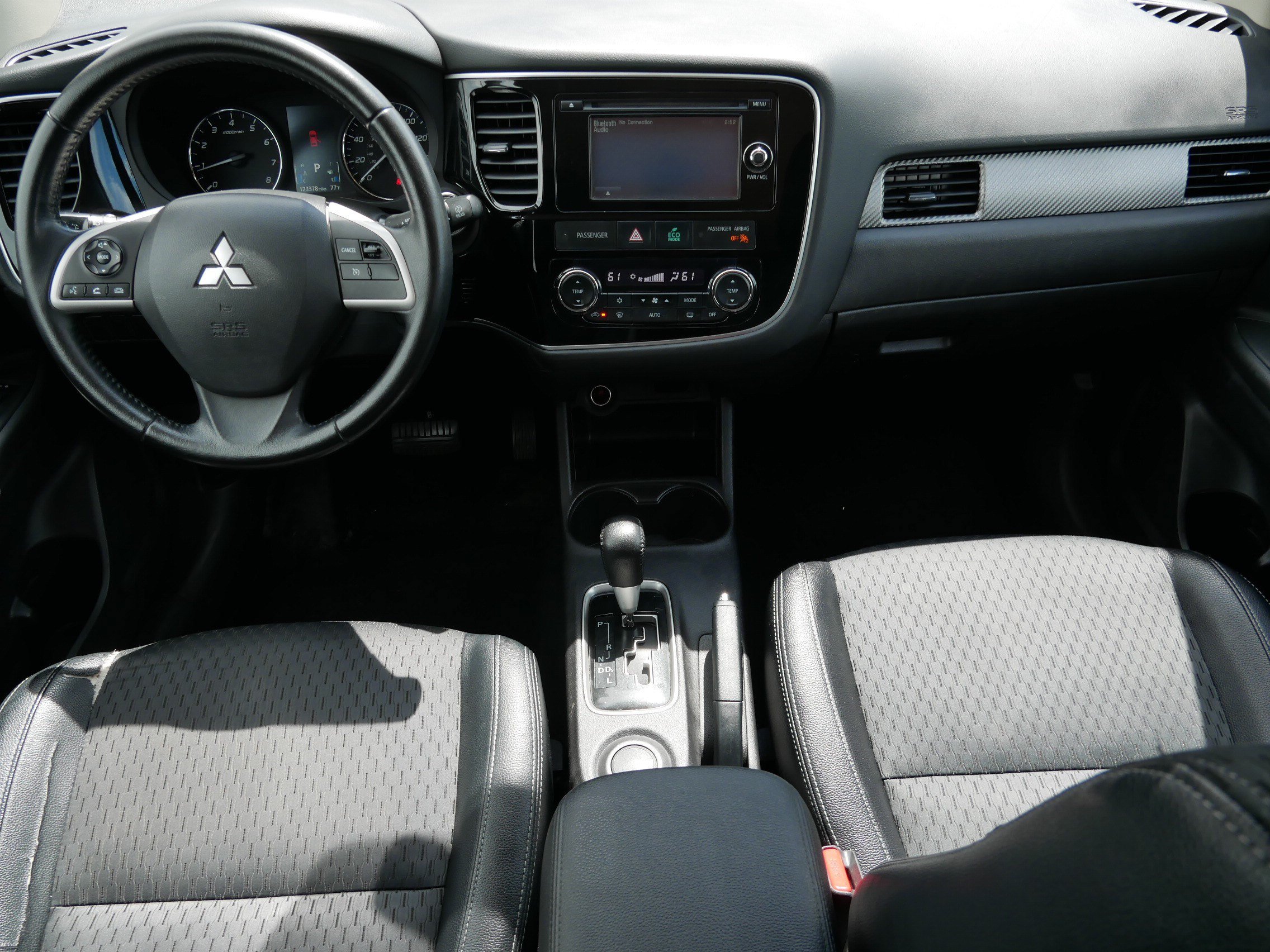 Used 2015 Mitsubishi Outlander SE FWD image 10