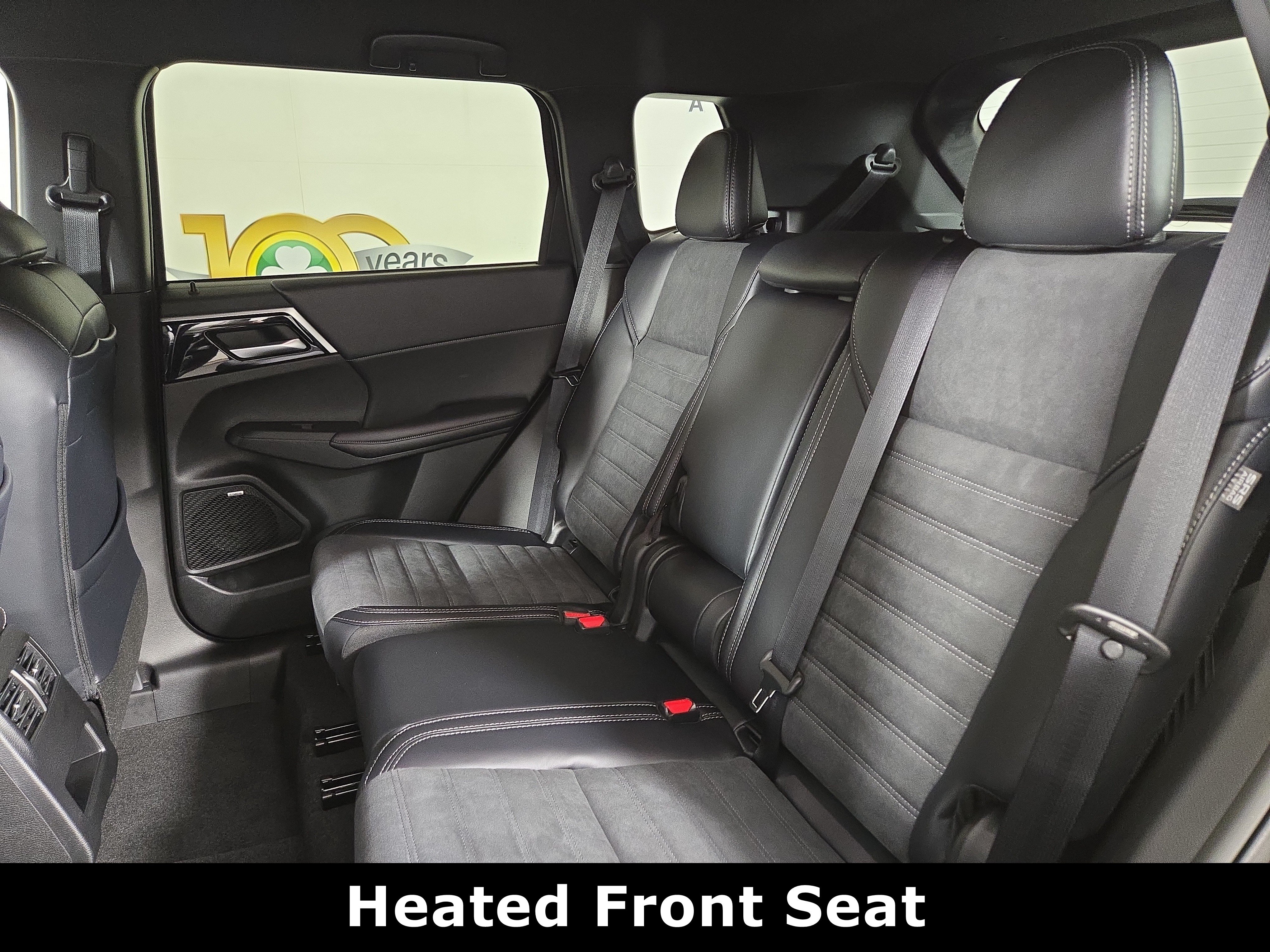 New 2026 Mitsubishi Outlander LE AWD/4WD image 11