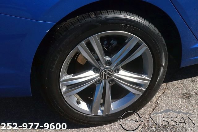 Used 2024 Volkswagen Jetta SE image 7