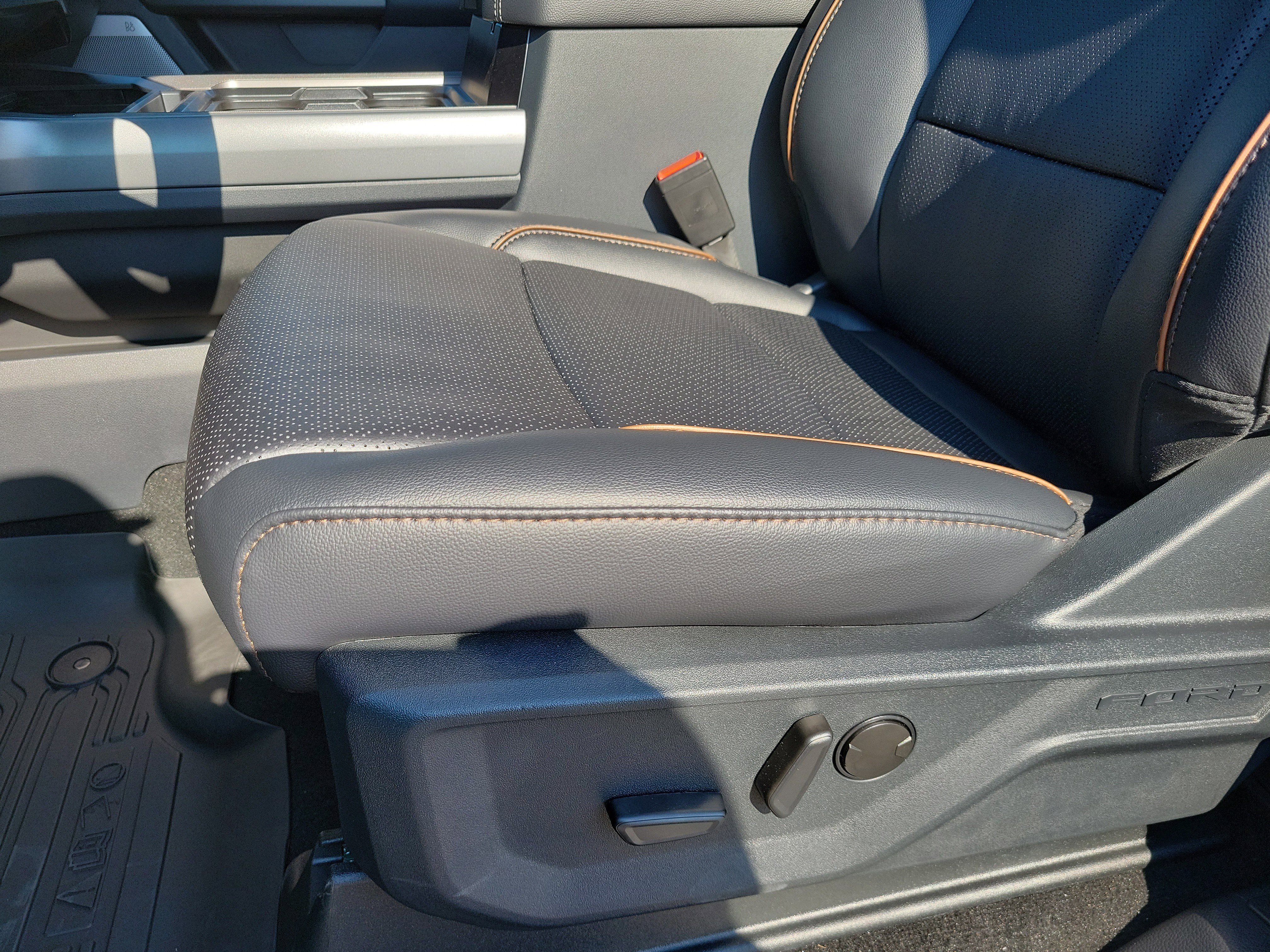 New 2026 Ford F250 Lariat image 13