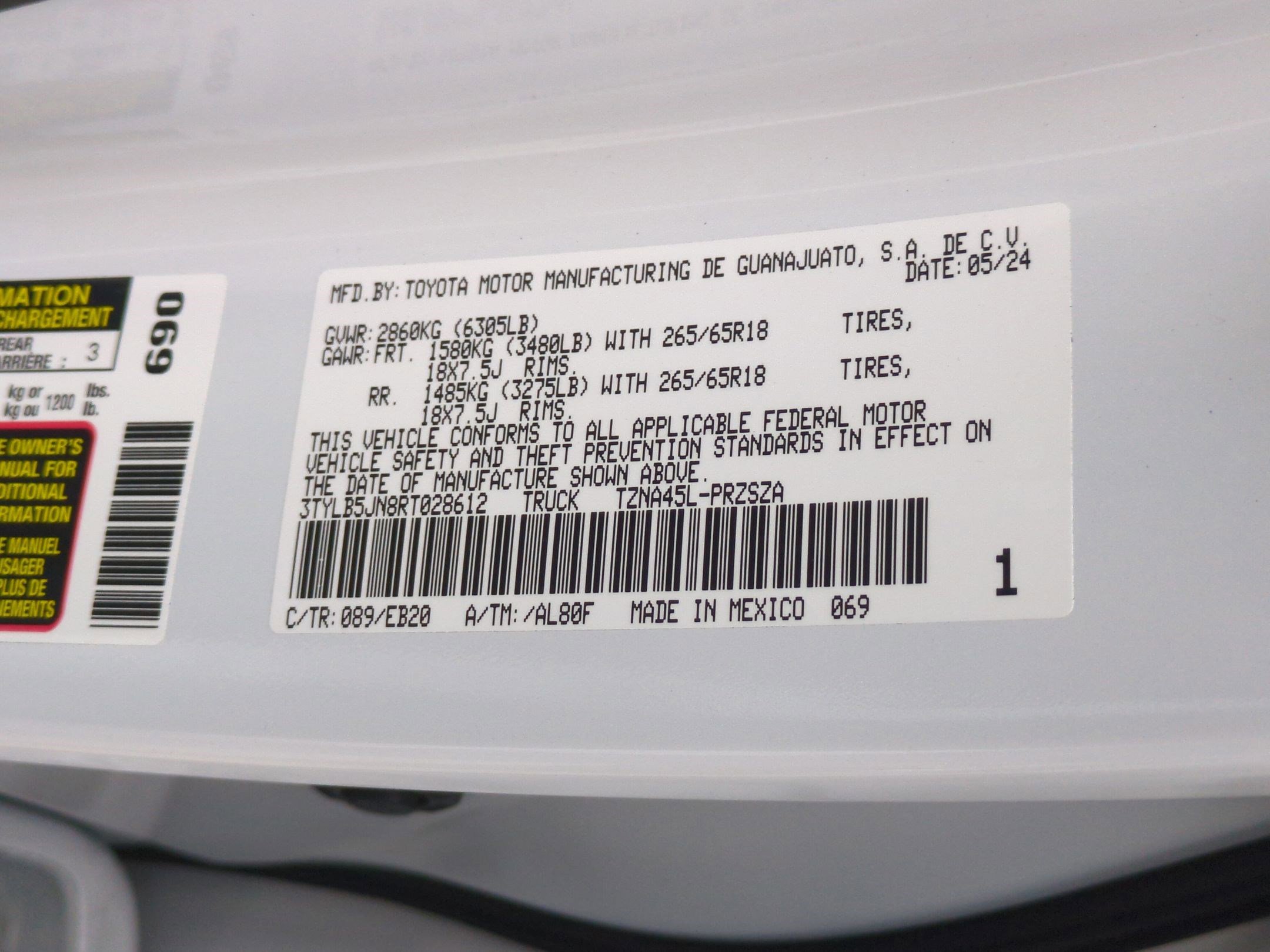 Used 2024 Toyota Tacoma Limited image 31