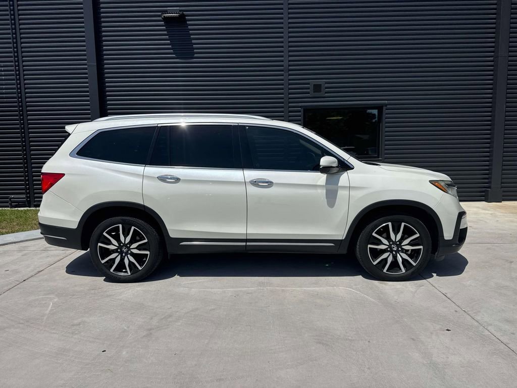 Used 2019 Honda Pilot Elite image 11