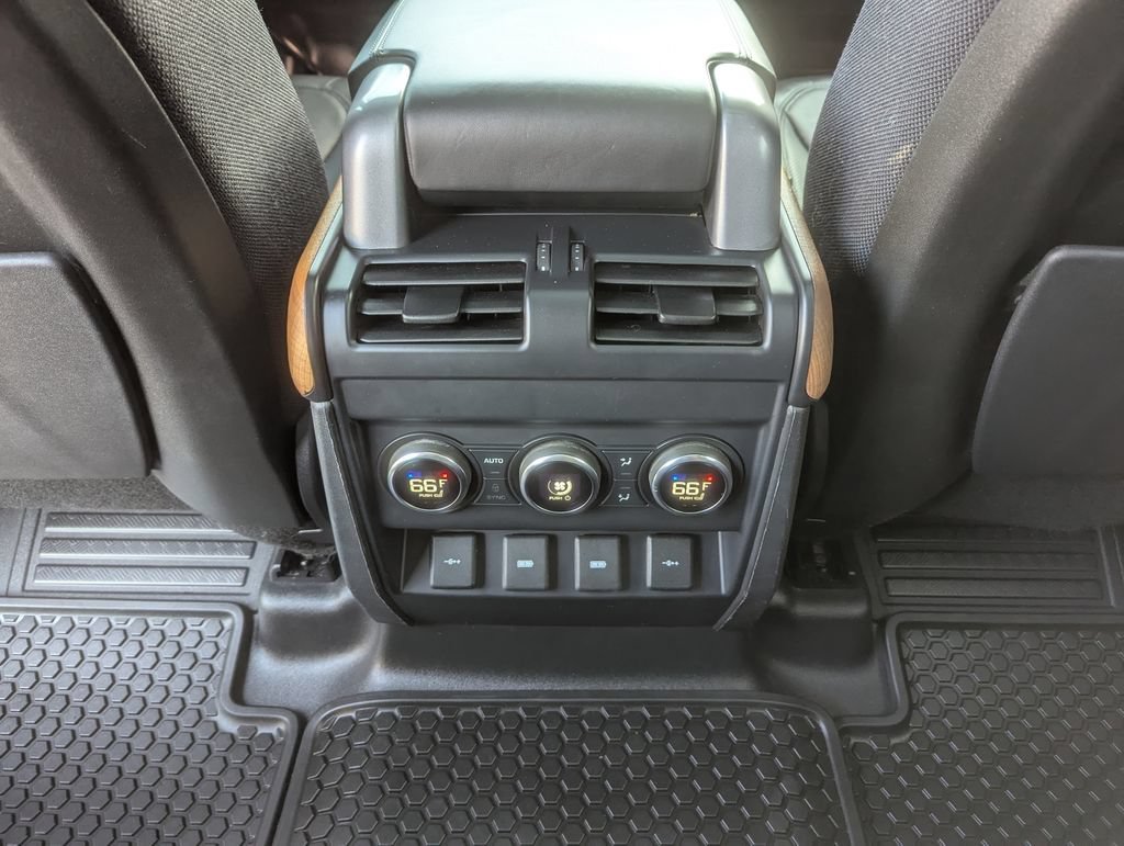 Used 2020 Land Rover Defender 110 X AWD/4WD image 42
