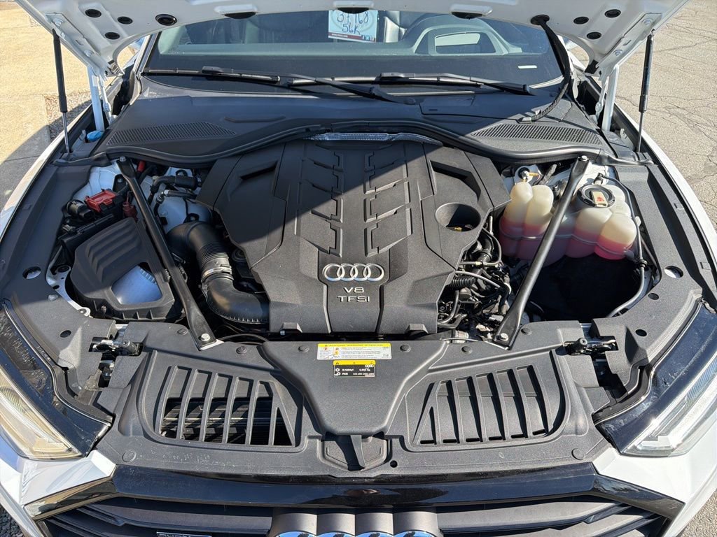 Used 2020 Audi A8 L 4.0T w/ Executive Package image 50