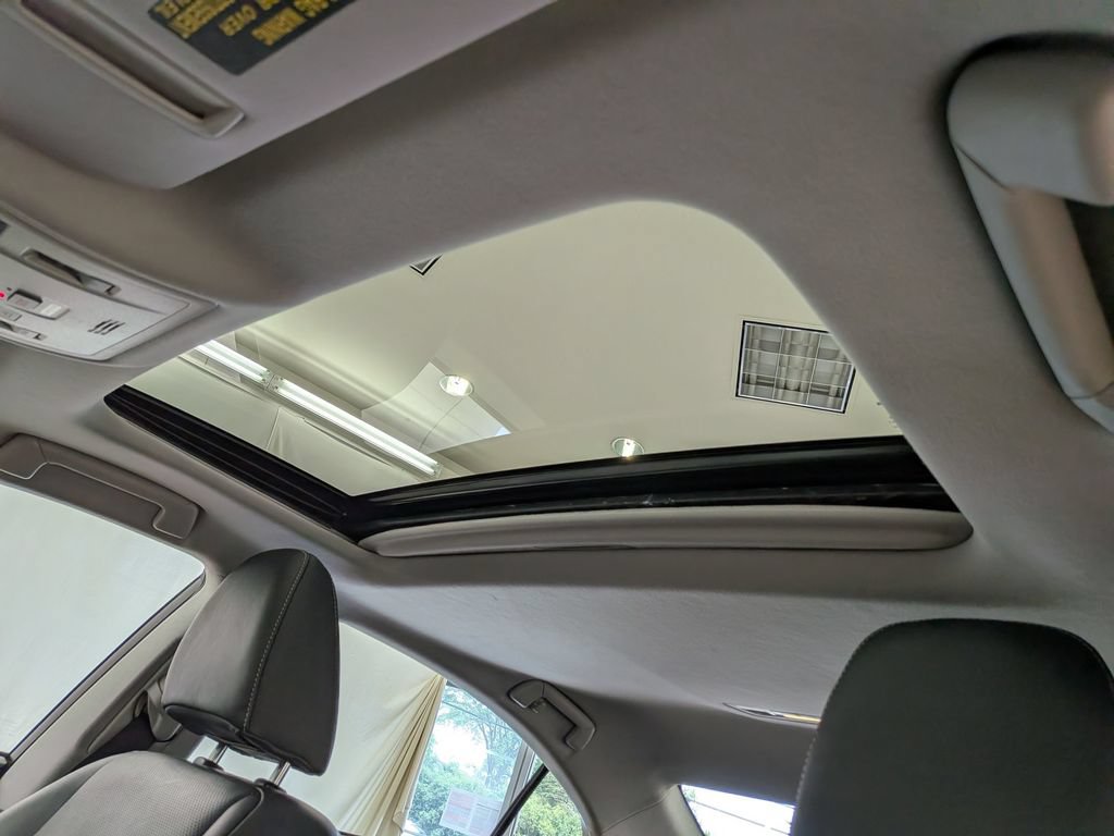 Used 2017 Lexus ES 350 w/ Luxury Package FWD image 16
