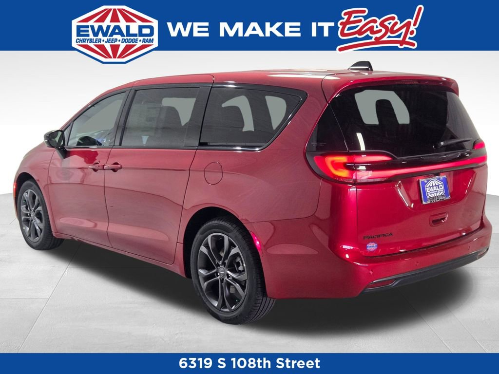 New 2026 Chrysler Pacifica Select image 19