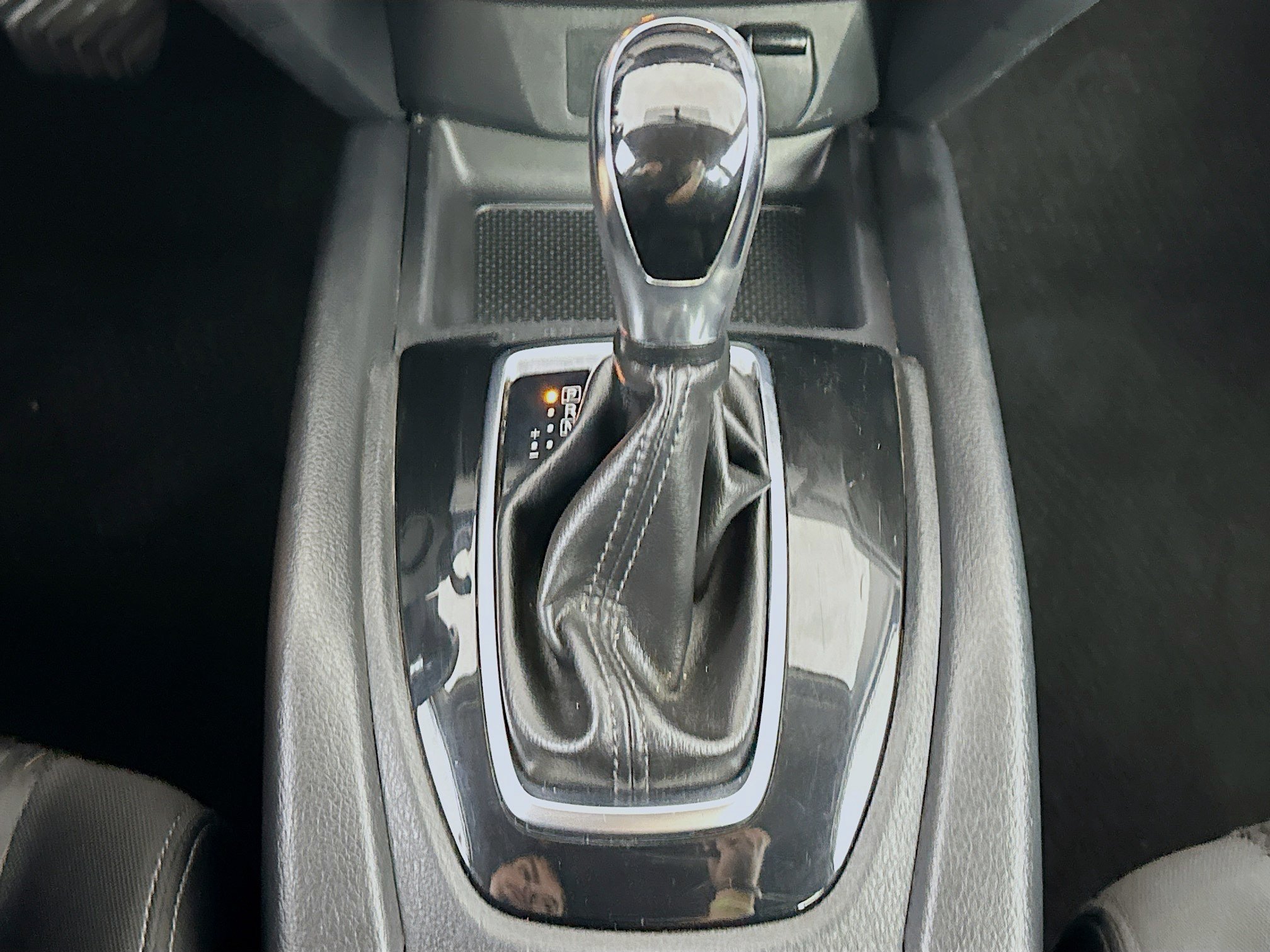 Used 2018 Nissan Rogue SV FWD image 23